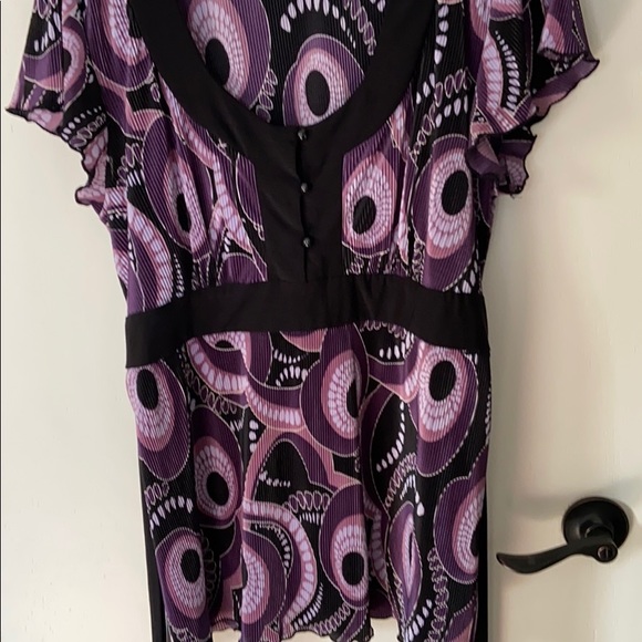 Blouse - Picture 2 of 2